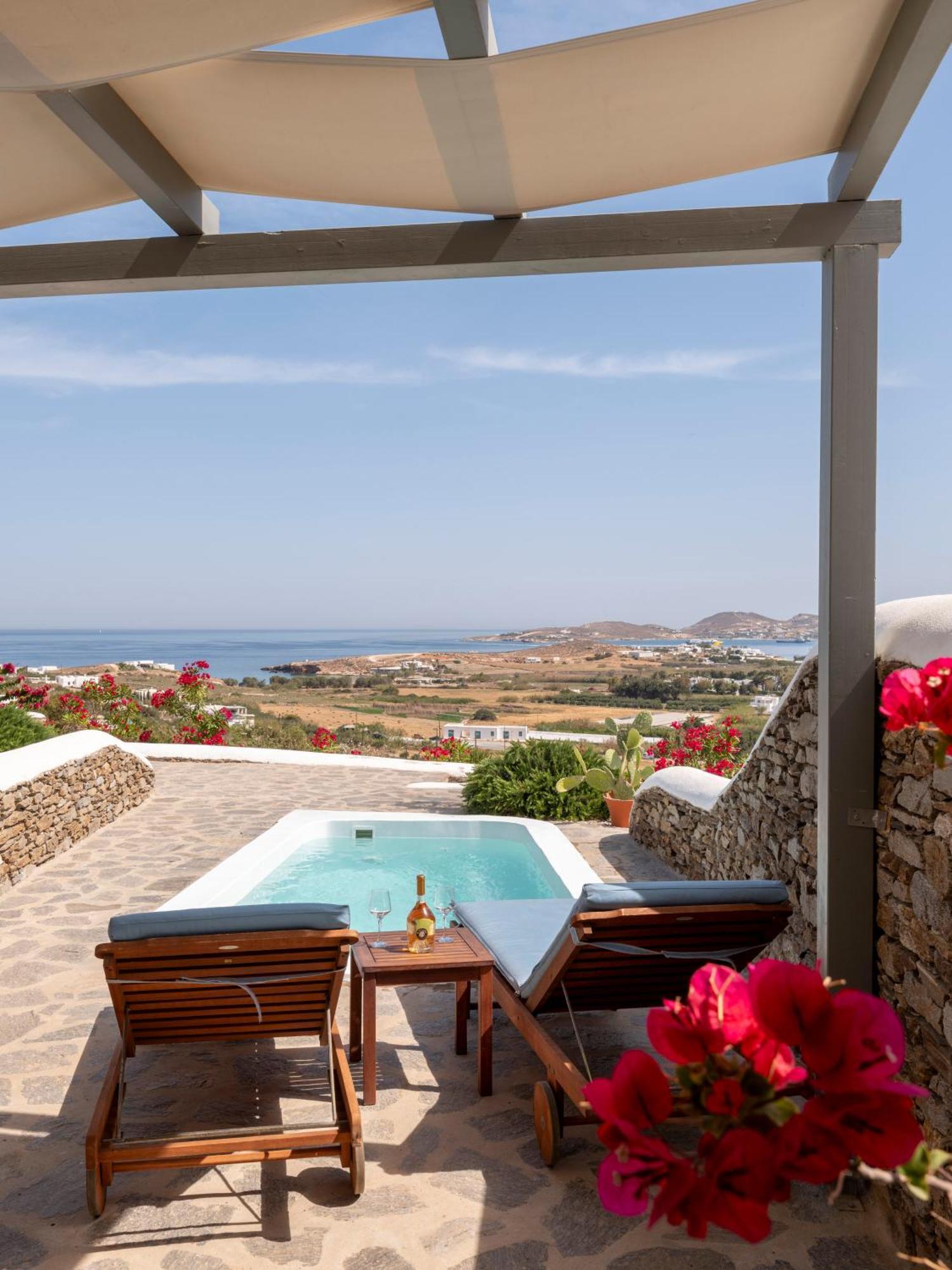 Peters Place - Paros Resort Parasporos Bagian luar foto