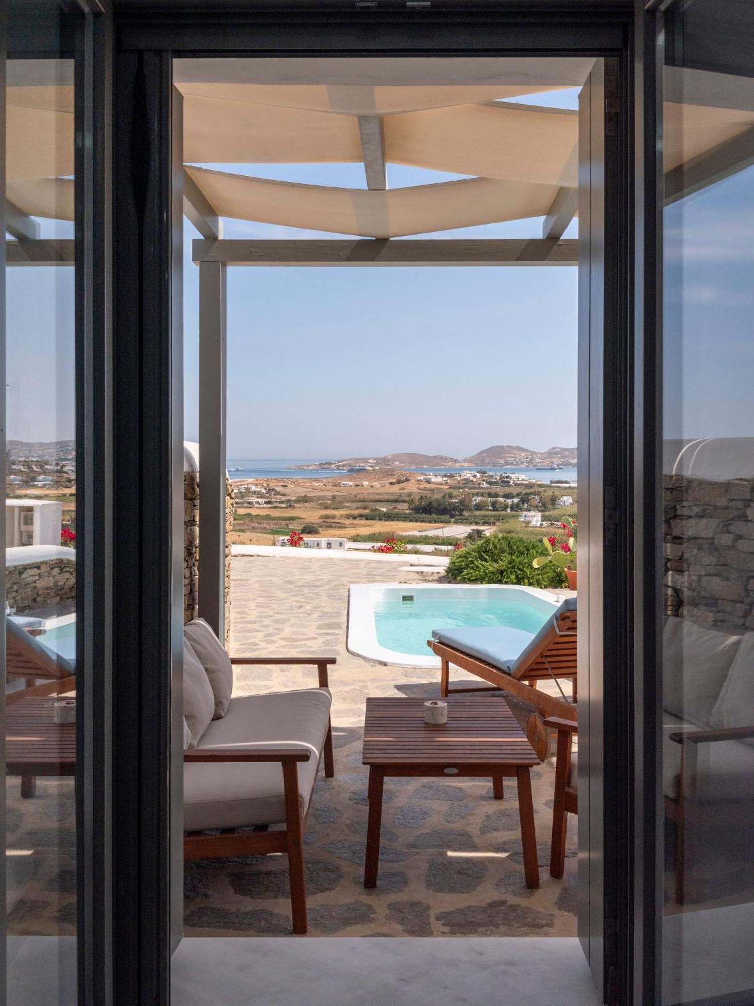Peters Place - Paros Resort Parasporos Bagian luar foto